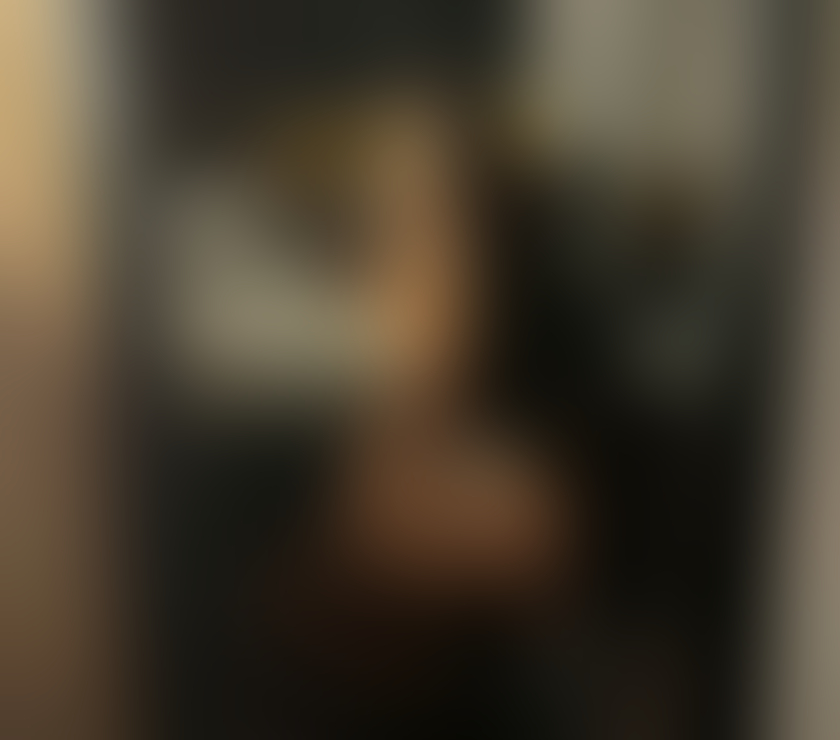 Escorts Surrey Guildford - Photos for New Town only outcall available 24 7 party 🎉